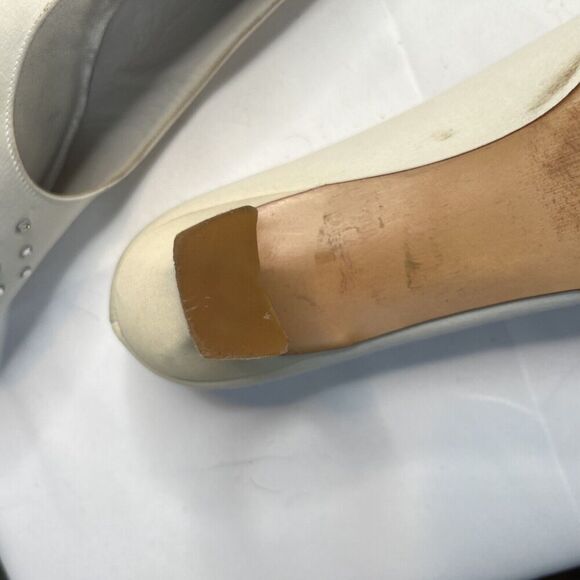 Stuart Weitzman White Rhinestone Square Toe Block Heel Pumps‎ Womens Size 7.5 AA - Picture 8 of 8